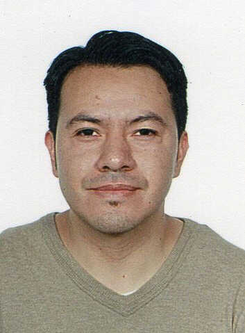 Image of Oscar Almendárez