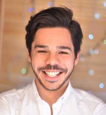 Image of Özgür Can	Seçkin