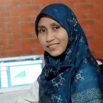 Image of Nur Hayatin