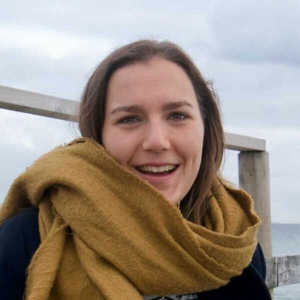 Image of Azade Esther Kakavand