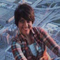 Image of Mahnaz Roshanaei